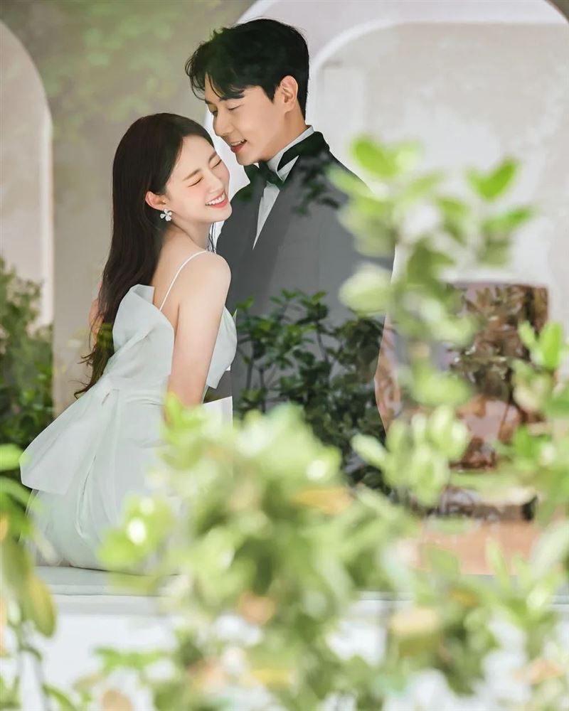 神话Andy娶女主播婚纱曝光！互动“眼神有爱”灿笑甜炸 时尚资讯 图4张