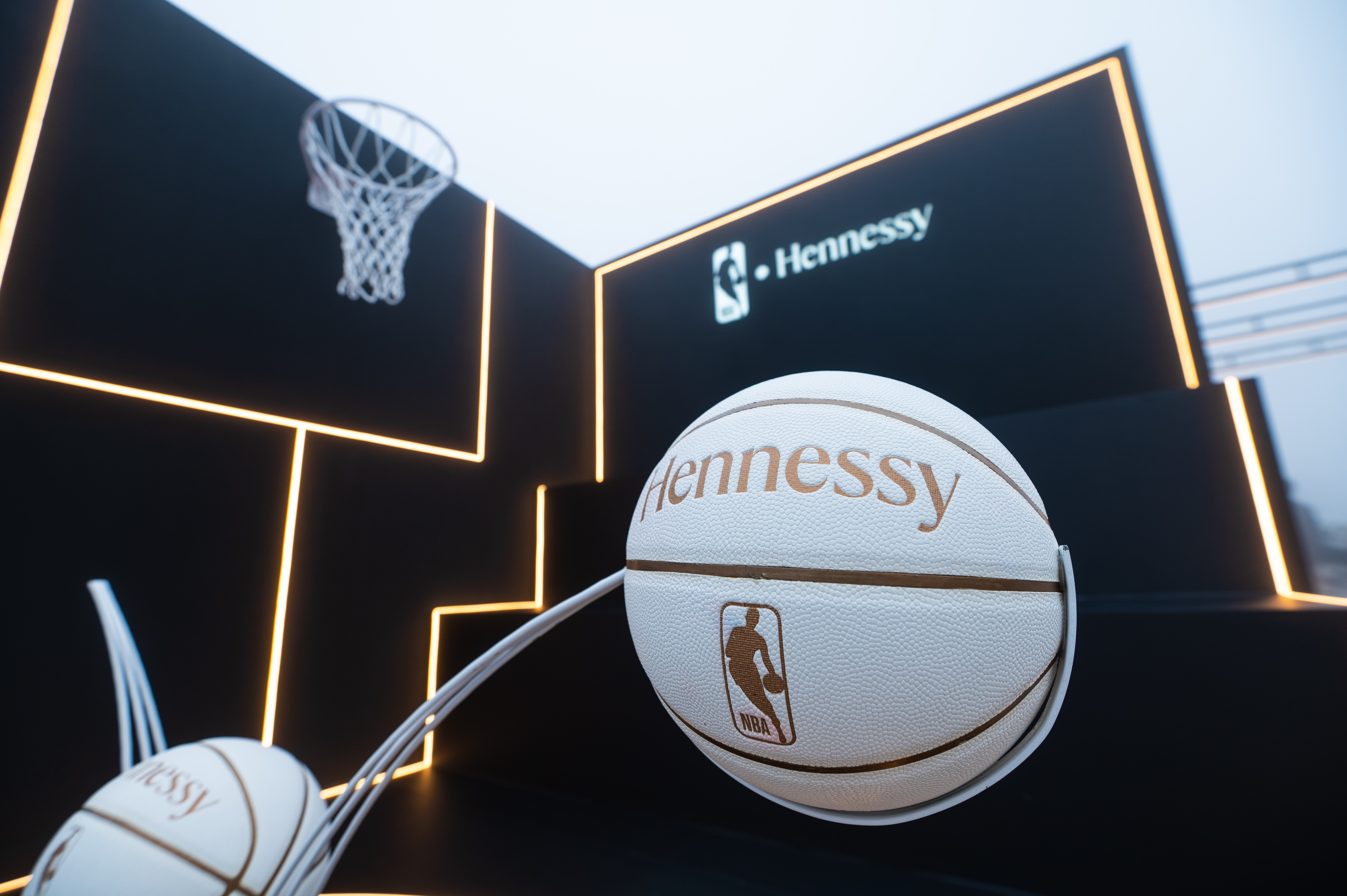 News I 强强联手！Hennessy发布限定活动好酷 更多热点 图3张