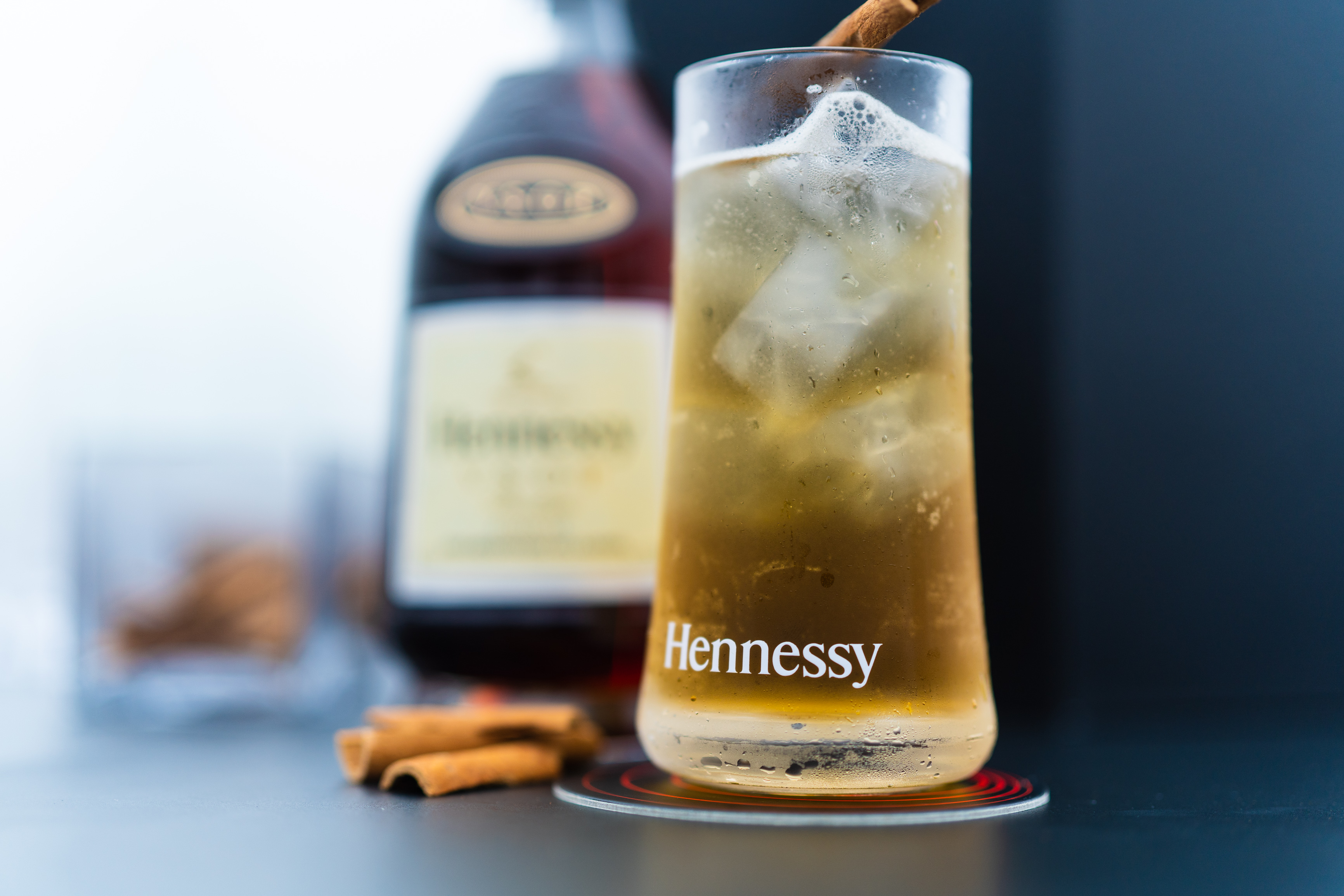News I 强强联手！Hennessy发布限定活动好酷 更多热点 图7张