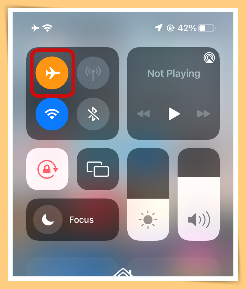 Tips I 急着出门手机又快没电？教你4招加快iPhone充电速度！ 更多热点 图2张