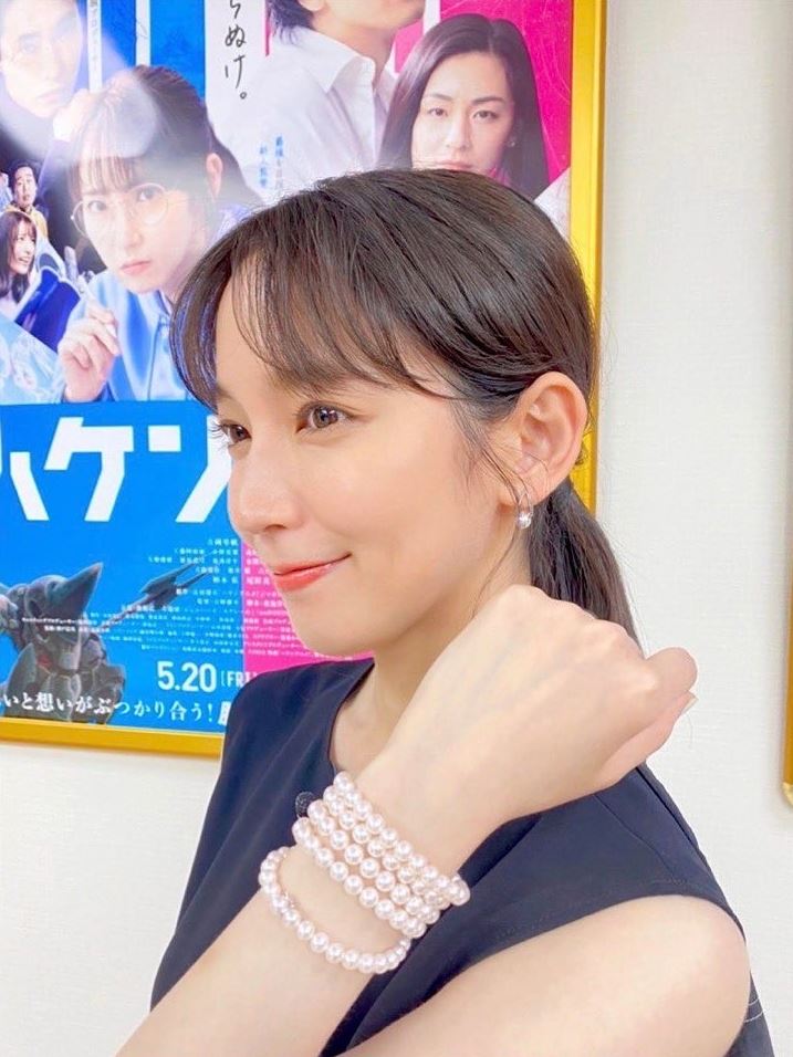 新一代“最理想女友”冠军是她“动物系女神”春光挡不住！ 时尚资讯 图2张