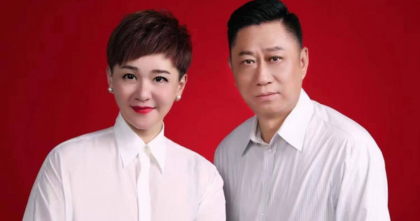 50岁马来西亚女歌手觅得第二春！ 内地领证再婚！ 娱乐资讯 图1张