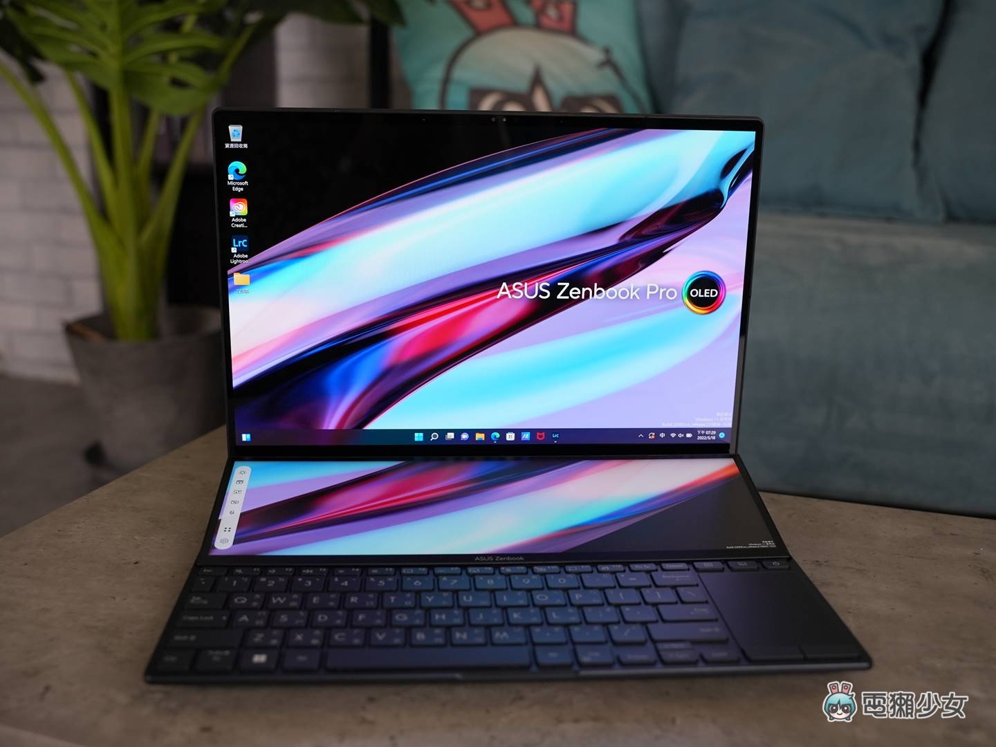 考虑带 14 吋 PC 的设计师？ASUS Zenbook Pro 14 Duo OLED 双萤幕笔电新结构与新色开箱，看见 120Hz OLED 的高规格！ 数码科技 图6张