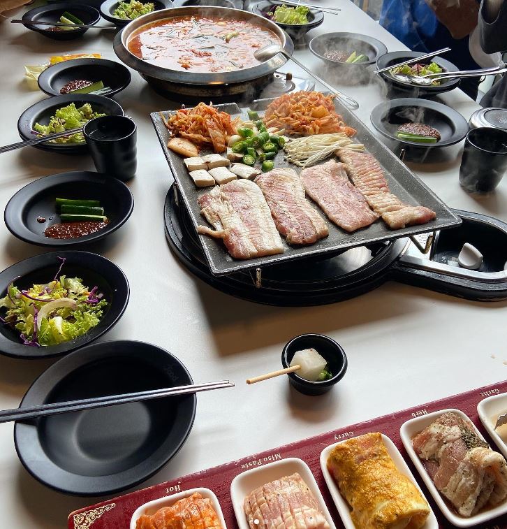 美食 I 别只会吃龙虾和美滋锅吗？2022云顶这些美食同样值得打卡 更多热点 图5张