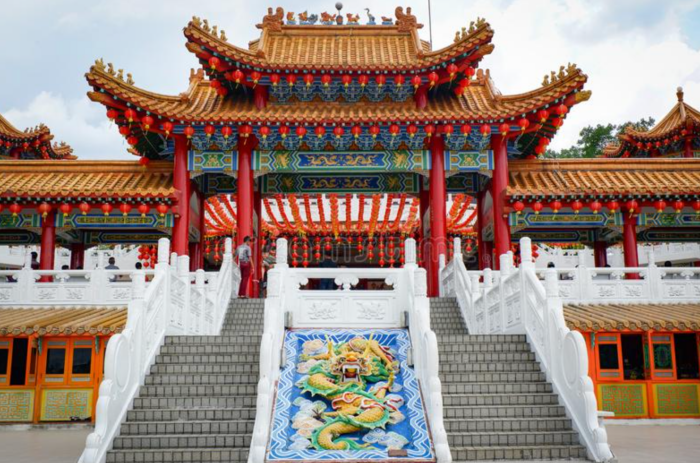 风水｜便宜也别买，买房子绝对不要靠近这5个地方！ 更多热点 图4张
