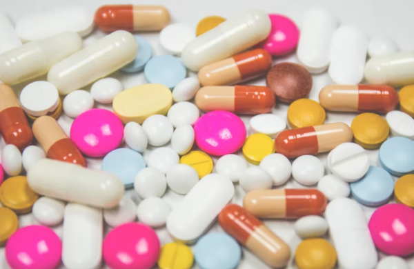 健康｜骨痛热症不能吃止痛药？不该吃止痛药的4种情况 更多热点 图1张