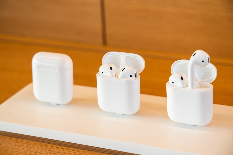 News I Apple新专利曝光！戴AirPods听歌会被提醒注意四周安全！ 更多热点 图1张