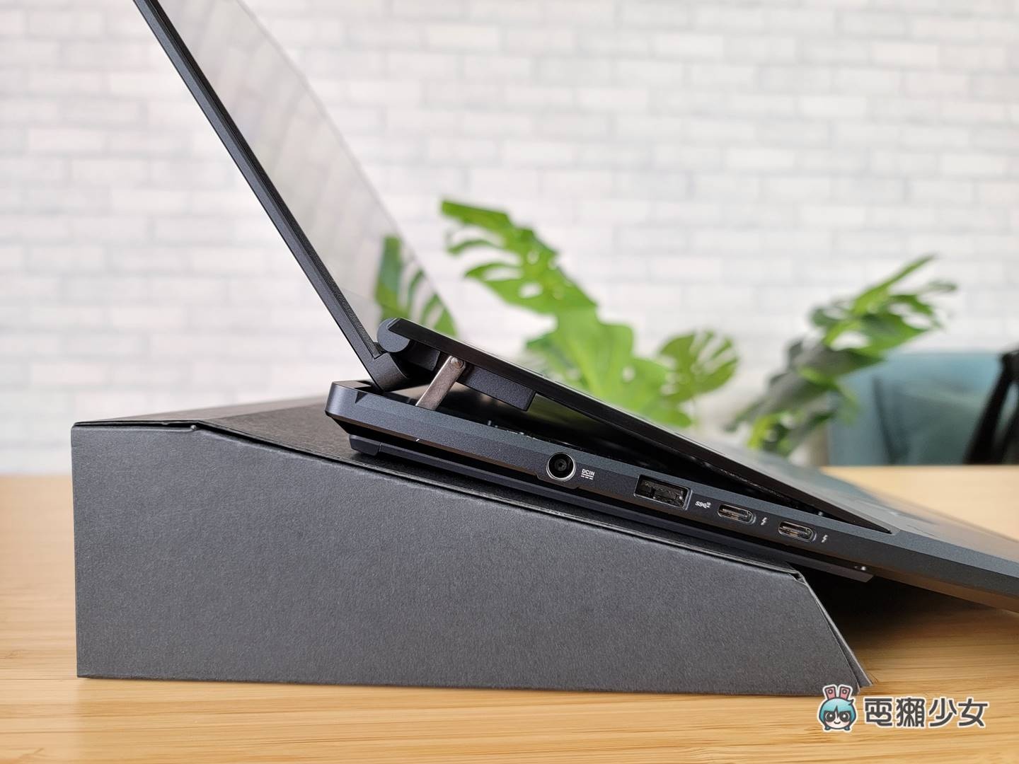 开箱｜创作者笔电 Zenbook Pro 16X OLED（UX7602）给你一颗摸的到的 ASUS Dial 绘图旋钮 数码科技 图8张