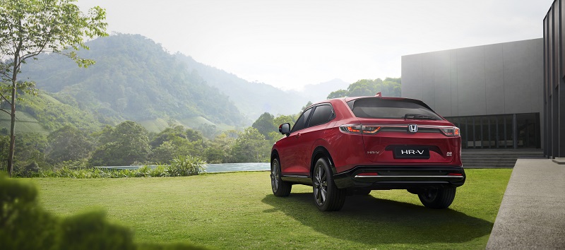 Car I 万众期待全新HR-V正式亮相！全新运动型前格栅设计 超帅气！ 更多热点 图6张