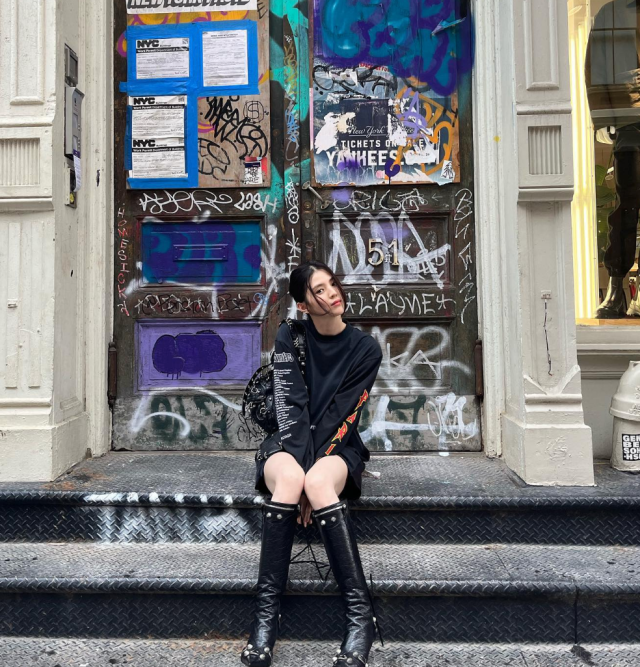 Style｜韩素希果然“人间巴黎世家”，纽约工作私服迷倒全网！ 更多热点 图4张