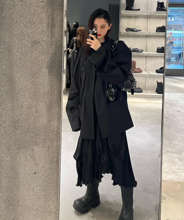 Style｜韩素希果然“人间巴黎世家”，纽约工作私服迷倒全网！ 更多热点 图5张