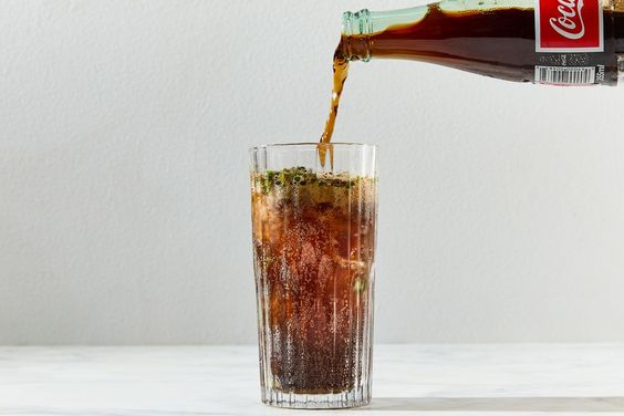 Tips I 营养师最不建议吃的6种食物，经常吃的番茄酱也上榜啊！ 更多热点 图6张