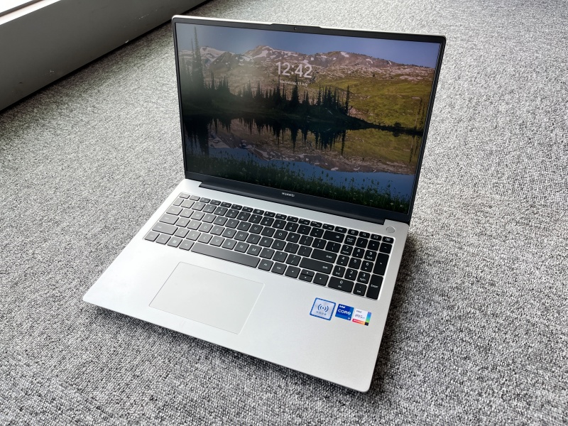 笔电 I HUAWEI MateBook D16 5大必买点！麦克风降噪可安心进行会议！ 更多热点 图7张