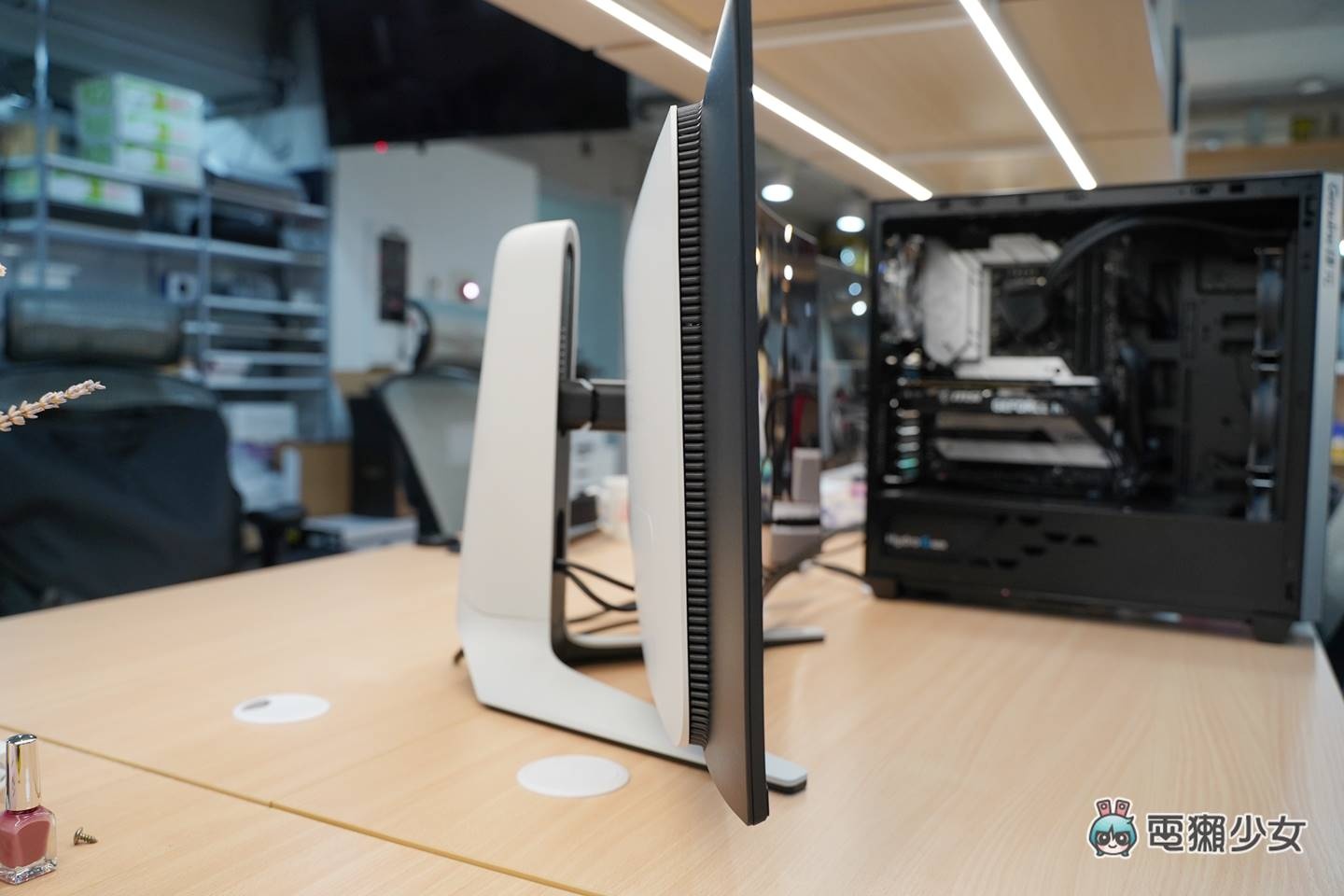开箱｜最新 QD-OLED 技术显示器，Alienware 34 吋曲面电竞萤幕 AW3423DW 数码科技 图5张