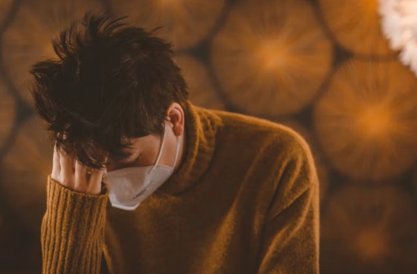 健康｜一个月内中两次新冠？那到底是“复发”还是“二度感染”？ 更多热点 图3张