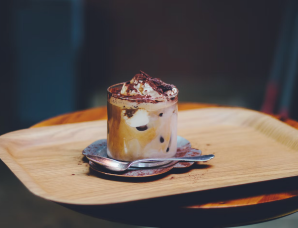 生活｜Dirty咖啡为何那么红？和Latte、Flat White又有什么分别？ 更多热点 图1张