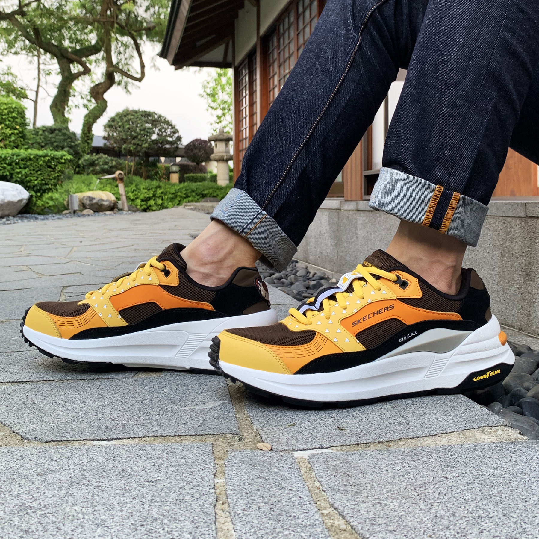 Trend I 鬼灭迷必买！SKECHERS x Demon Slayer联名款真的有够“杀” 更多热点 图2张