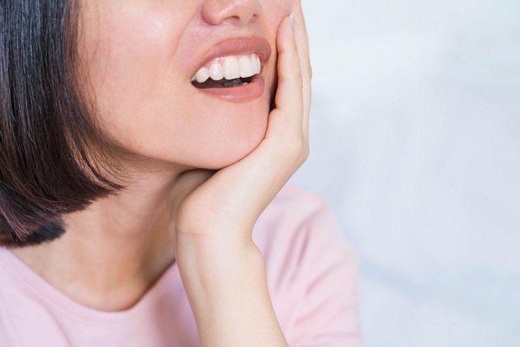 健康 I 刷牙流血？口臭不散？这是“青年型牙周病”的症状 更多热点 图3张