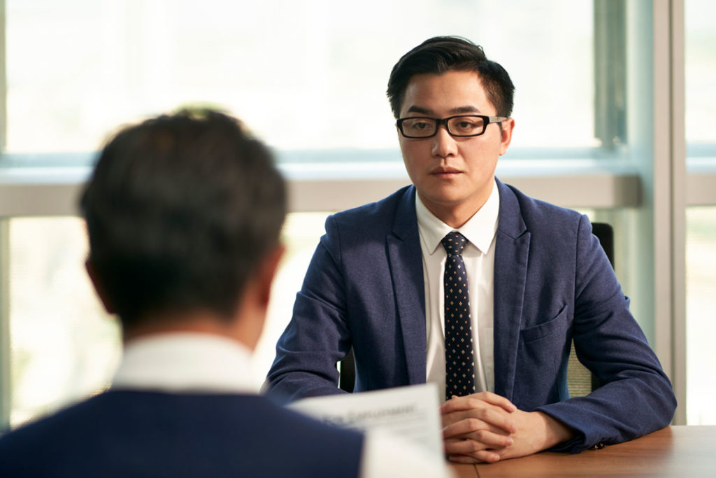 职场 I 当老板上司问你忙不忙？看场合回答就不是打工仔的送命题 更多热点 图1张