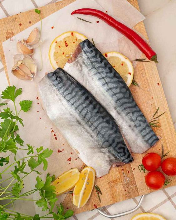 Tips I 脱发又关它们事？生活中7类易引起脱发的食物 更多热点 图5张