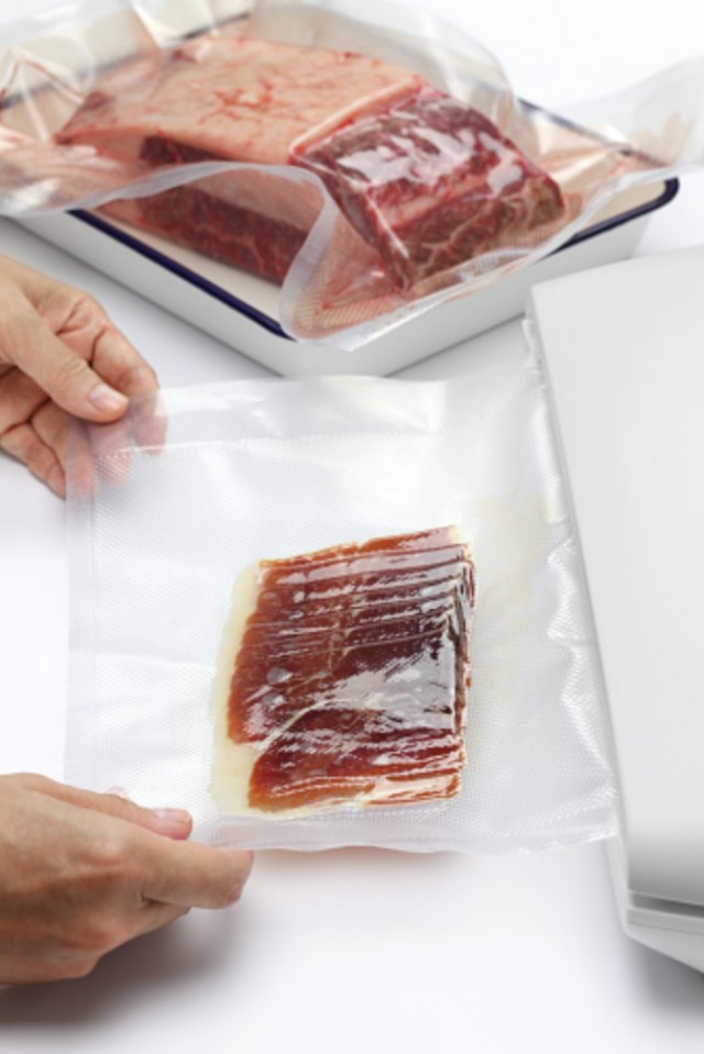 Tips｜冷藏肉之前，肉该不该洗？教你4招科学冻肉法！ 更多热点 图3张