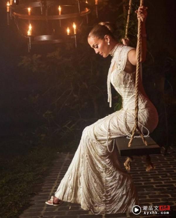 Style｜等了20年，Jennifer Lopez披Ralph Lauren绝美婚纱出嫁！ 更多热点 图3张