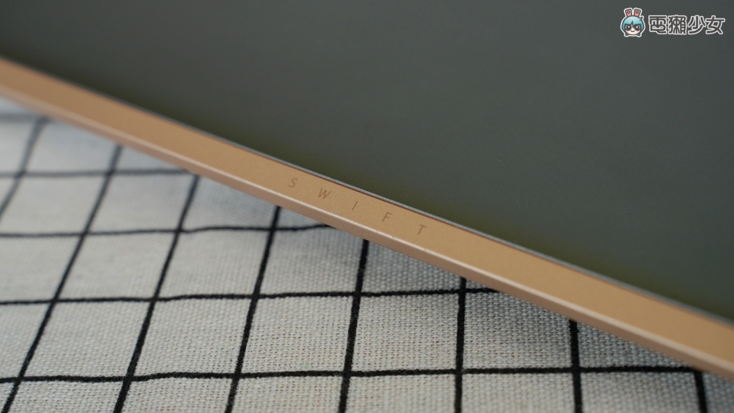 开箱｜理想身型、质感外型！Acer Swift 5 轻薄外观与效能再进化，搭载 Intel 第 12 代处理器成就商务首选 数码科技 图6张