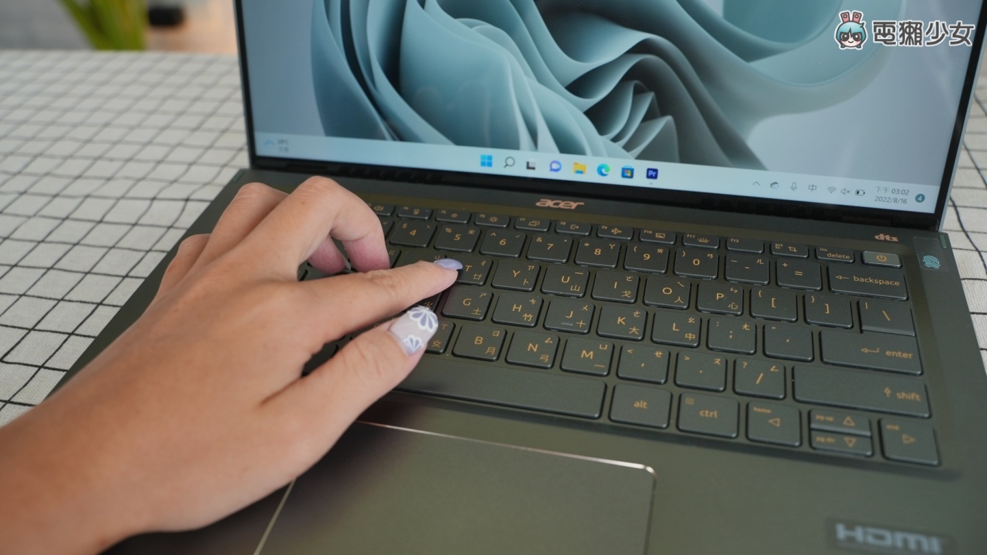 开箱｜理想身型、质感外型！Acer Swift 5 轻薄外观与效能再进化，搭载 Intel 第 12 代处理器成就商务首选 数码科技 图11张