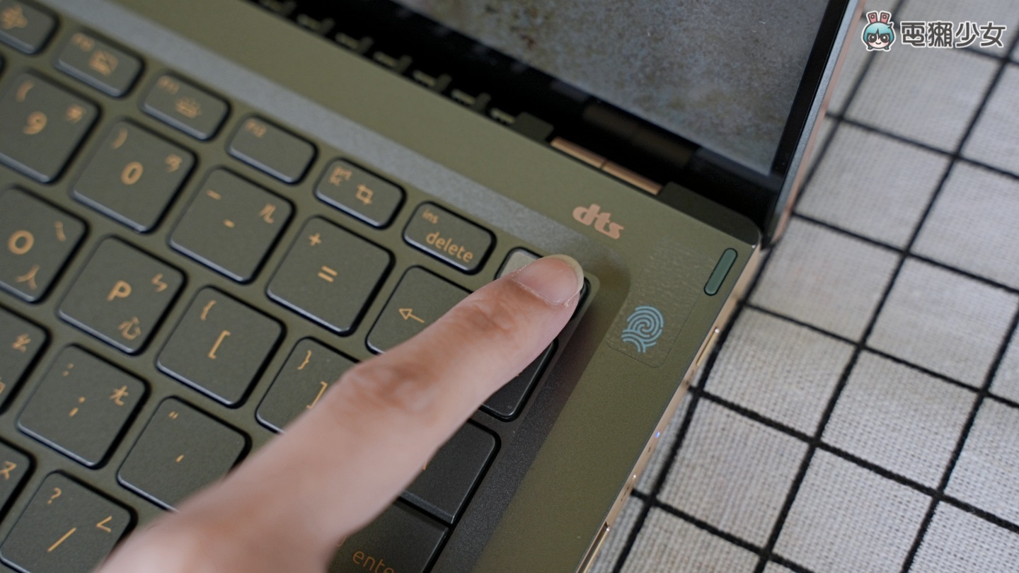 开箱｜理想身型、质感外型！Acer Swift 5 轻薄外观与效能再进化，搭载 Intel 第 12 代处理器成就商务首选 数码科技 图12张