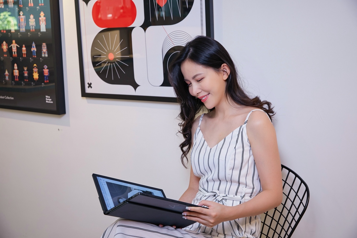 ASUS Zenbook 17 Fold OLED 正式登场！搭载第 12 代 Intel Core i7 处理器 售价新台币 129,000 元 数码科技 图8张