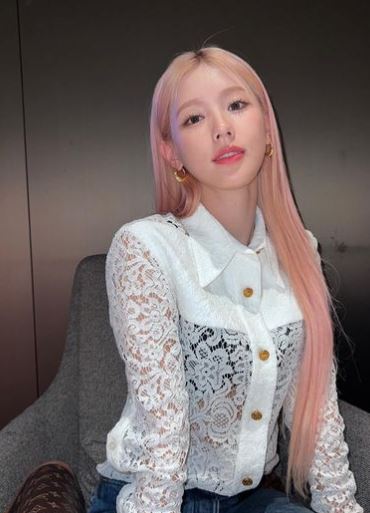 Beauty美人圈／Lisa发色超仙！早秋染发趋势公开 时尚资讯 图2张