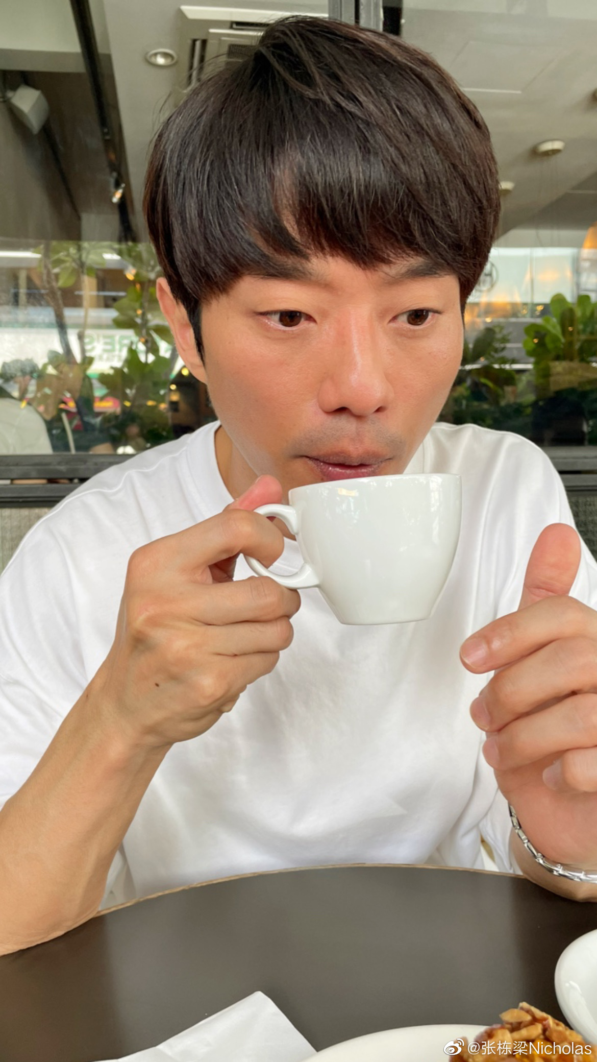 张栋梁上节目合体王心凌！ 却惹姐姐粉丝不满 炮轰：蹭热度、抢C位 娱乐资讯 图1张