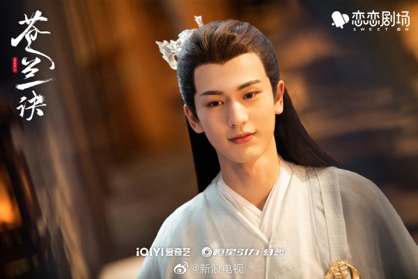 【专访】分饰长珩仙君、萧润！“直球”的他更像张凌赫~ 娱乐资讯 图1张