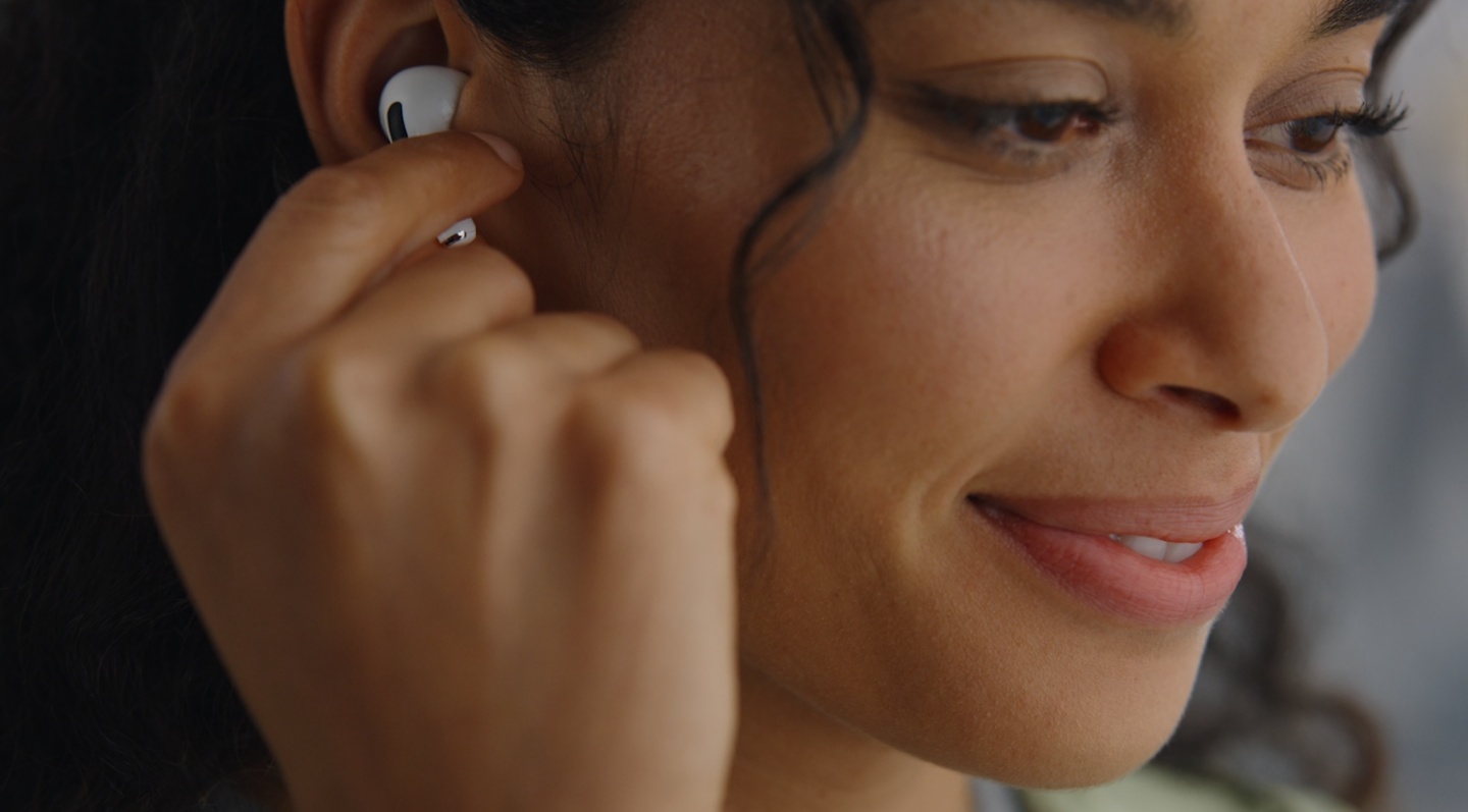 新一代 AirPods Pro 登场！具备更强的主动降噪和‘ 个人化空间音讯 ’ 售价新台币 7,490 元 数码科技 图9张