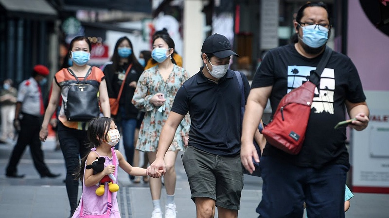 News I 室内场所不再强制戴口罩！卫生部长：这3种情况还是要戴！ 更多热点 图1张