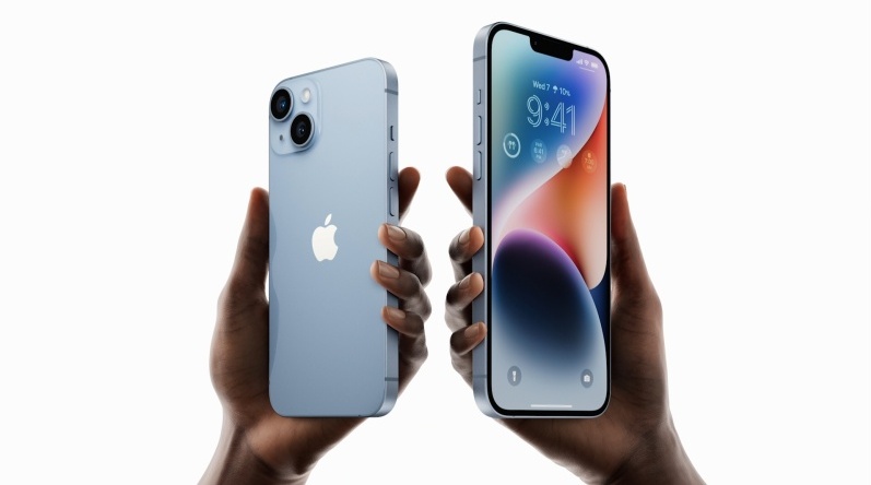 【小编说】“嘴巴说不要身体很诚实”！冷嘲热讽之后还不是去买新iPhone？（by 迪迪） 更多热点 图1张