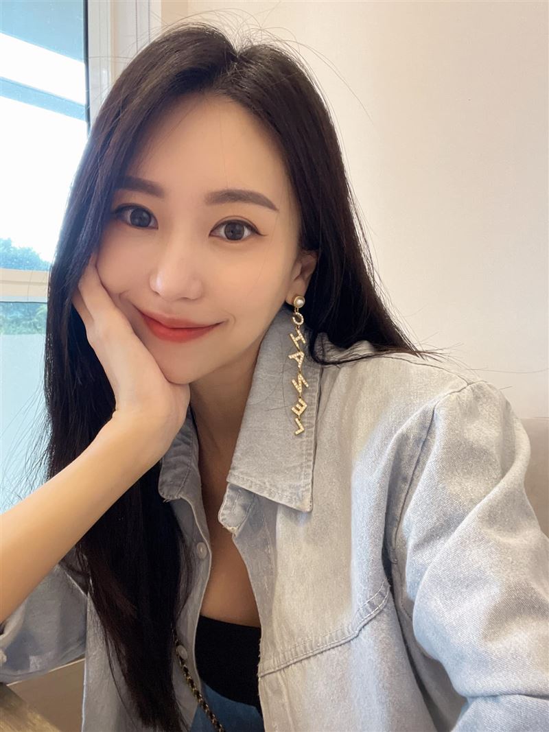 美女主播“恢单”高毓璘离婚后首发声！谢前夫：继续走花路 时尚资讯 图3张