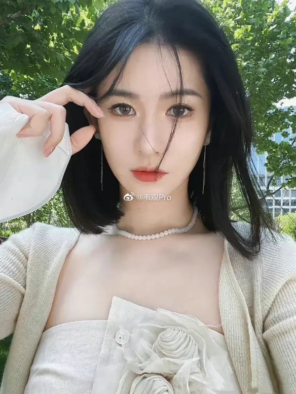 娱乐圈是一个圈！相约李易峰跨年的网红 认识陈伟霆、王嘉尔... 娱乐资讯 图1张