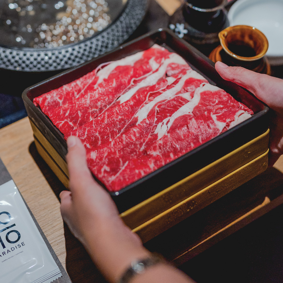美食 I The Table by Isetan 里6家日式特色餐厅推荐：寿喜锅、烧烤、炸猪排、日式酒吧、拉面和铁板烧 更多热点 图3张