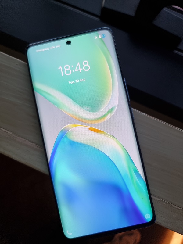 新机 I vivo V25 Pro 5G 手机界颜值天花板！手机壳居然有这个功能？ 更多热点 图4张