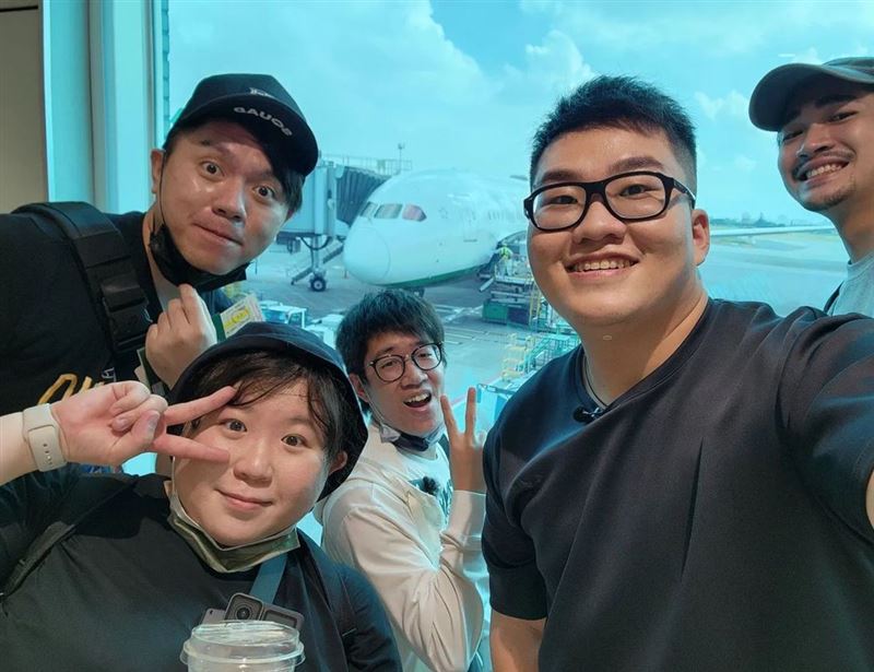 走钟奖阿翰对决Joeman！竞争者全部超猛：奎丁红毯“假摔”也入围 时尚资讯 图4张