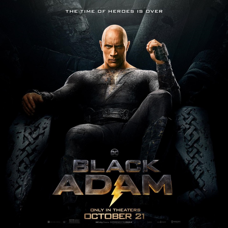 妹妹好疯狂！和“The Rock”合照大口咬对方胸肌 真相是... 娱乐资讯 图3张