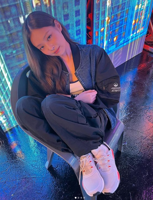 Jennie私照疯传2月！YG娱乐首发声：已报警 娱乐资讯 图2张