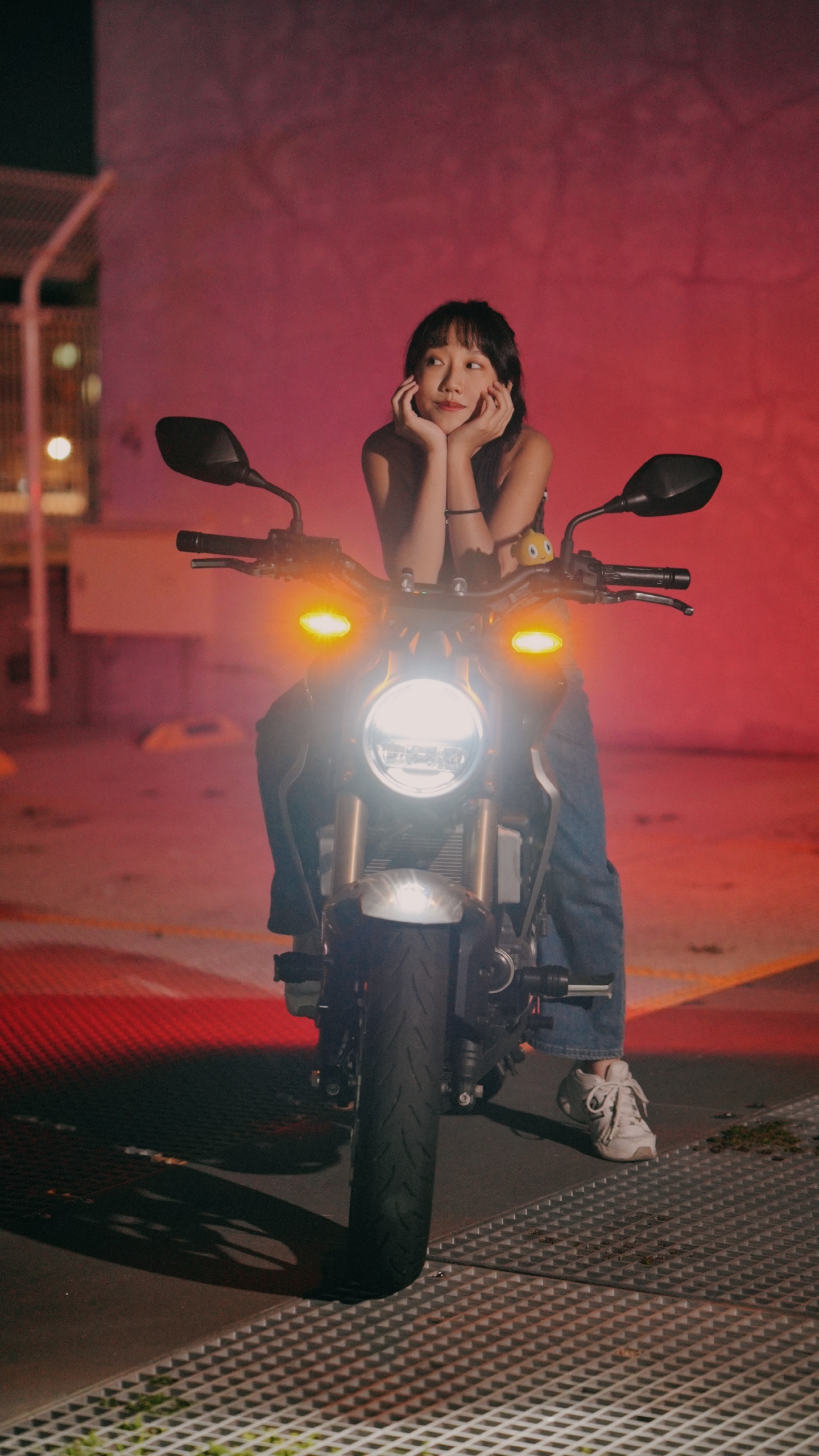 女子车流图鉴｜HONDA CB300R 数码科技 图1张