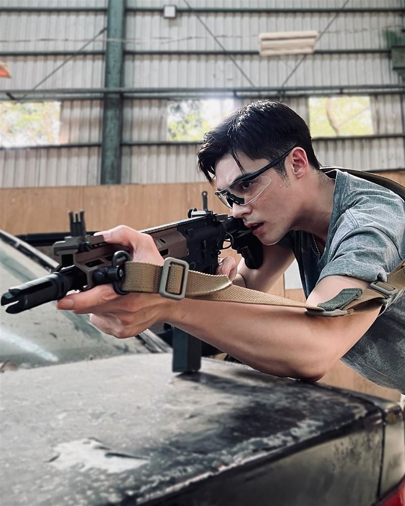 独／“最美兰陵王”陈奕回归华剧！为顾体态累倒送医　注射画面曝光 时尚资讯 图2张