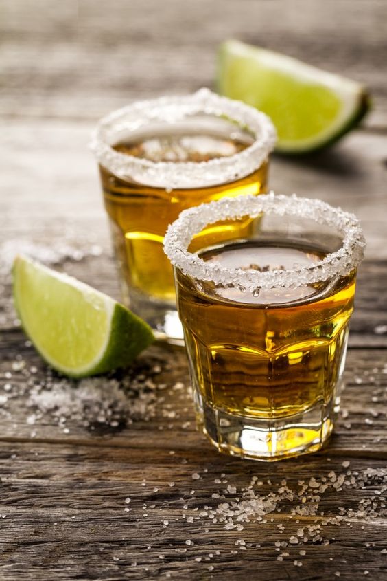 生活 I 酒精kaki们！红酒、琴酒、啤酒…哪种酒比较不伤身？ 更多热点 图5张
