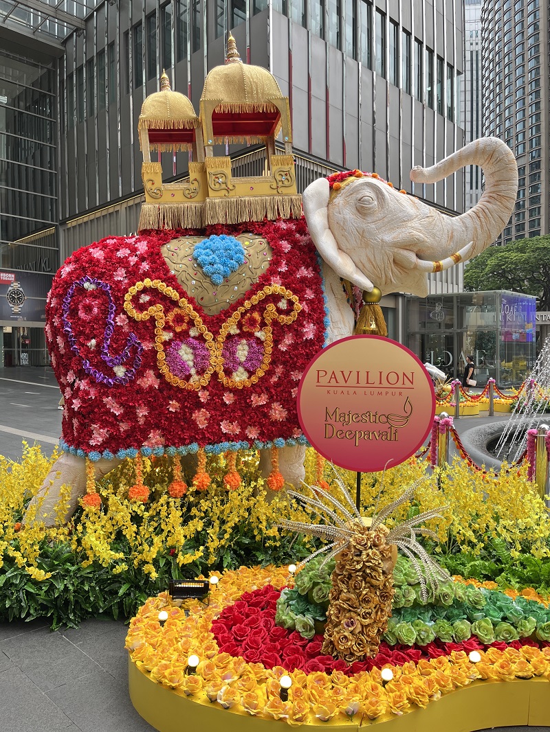 商场 I Pavilion KL 新打卡景点！两只可爱大象 还有五颜六色地板腾图！ 更多热点 图3张