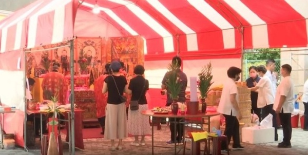 艾成坠楼地点仍保留原状！传花高价也没人敢修补 娱乐资讯 图3张