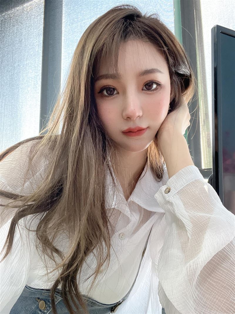 林襄劲敌现身《全明星》！超正女特助“拥3百万粉”被神出来了 时尚资讯 图4张