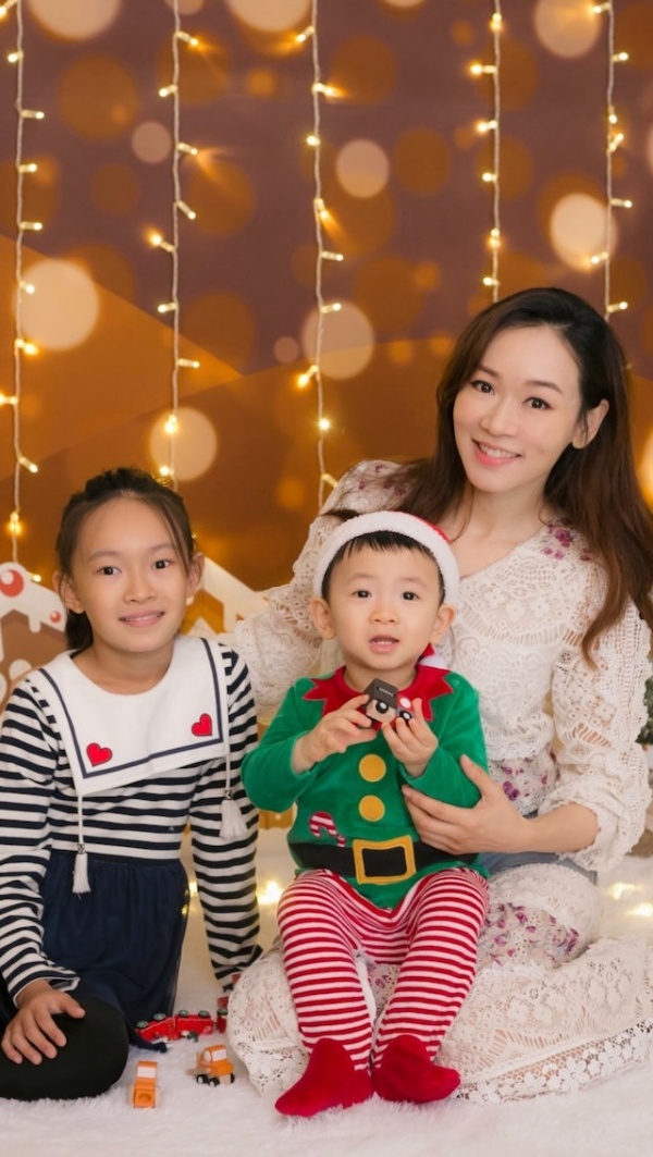 44岁杨思琦侧拍照“有孕味” 被质疑再当妈！ 娱乐资讯 图3张